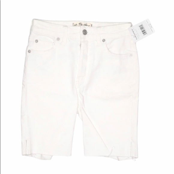 FREE PEOPLE WE THE FREE BERMUDA DENIM SHORTS 24 - Picture 1 of 2